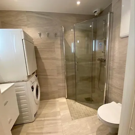 Modern With Free Parking * Bergen