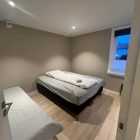 Modern With Free Parking Bergen